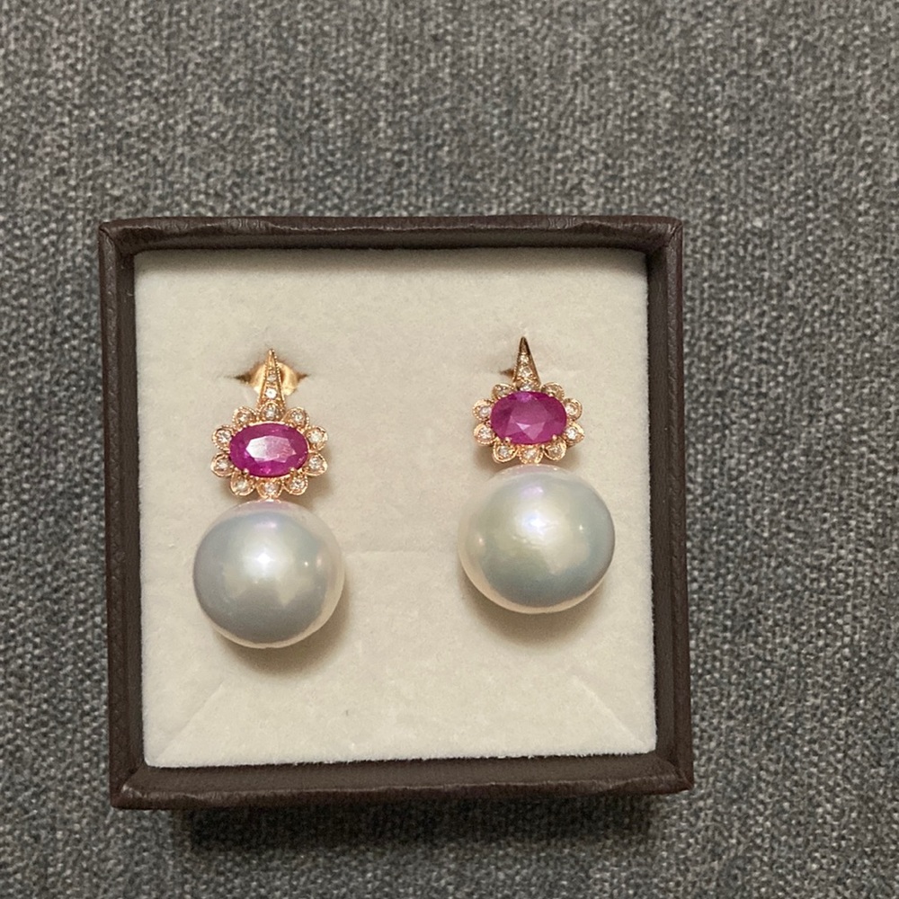 Vintage ruby, pearls earrings